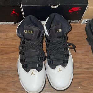 JORDAN MAX AURA 'WHITE BLACK GOLD'